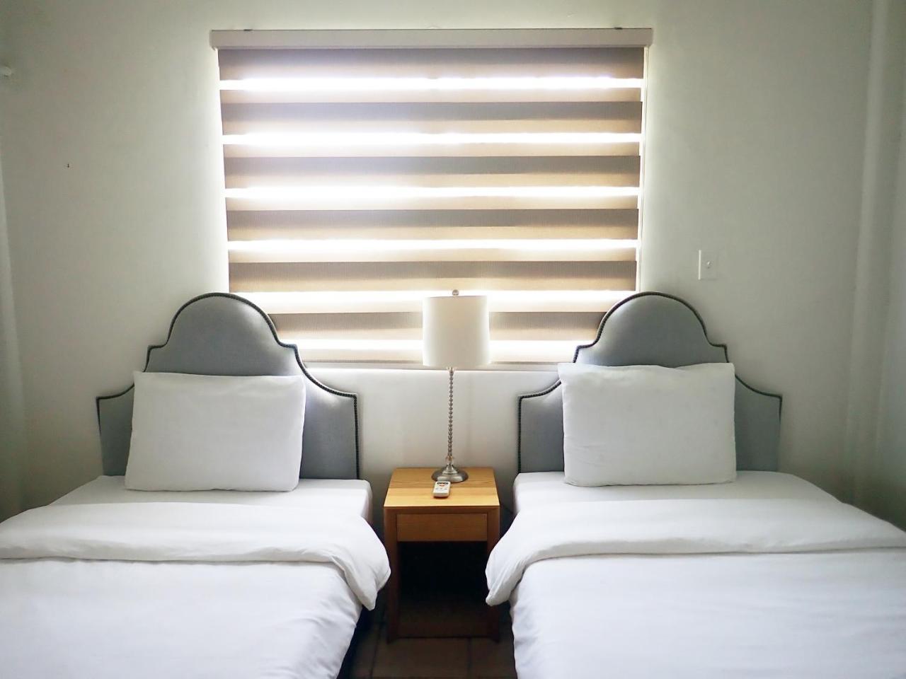 Blue Ocean View Hotel โครอร์ ภายนอก รูปภาพ